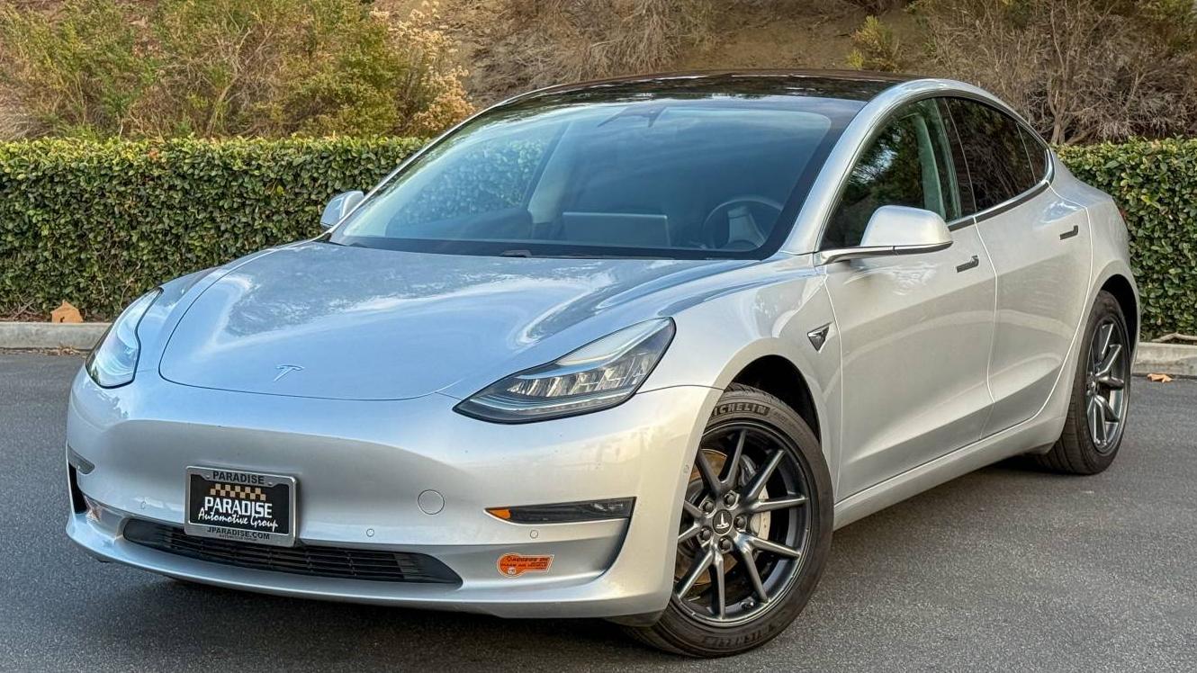 TESLA MODEL 3 2018 5YJ3E1EA5JF026876 image